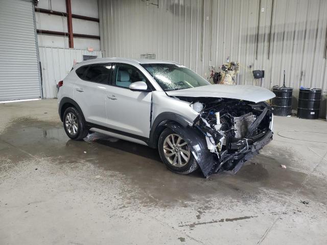 Photo 4 from auction – 2017 HYUNDAI TUCSON LIM with VIN KM8J3CA46HU476400