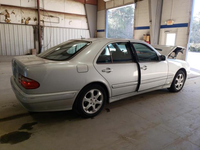 Photo 3 from auction – 2002 MERCEDES-BENZ E 320 with VIN WDBJF65J12B499887