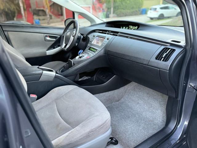 Photo 5 from auction – 2015 TOYOTA PRIUS with VIN JTDKN3DU8F0464896