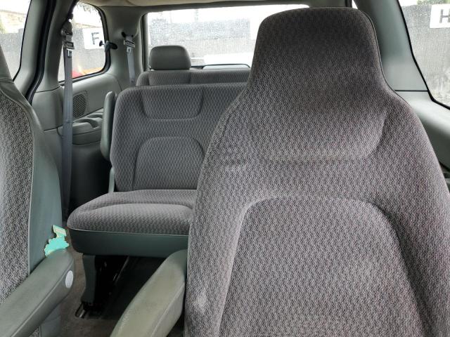 Photo 10 from auction – 2000 DODGE CARAVAN with VIN 2B4FP25B3YR549010