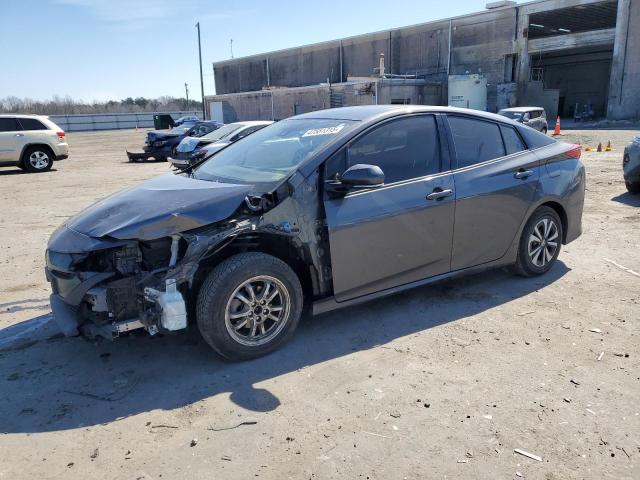 TOYOTA PRIUS PRIM 2017 with VIN JTDKARFP2H3004060 - Photo from auction