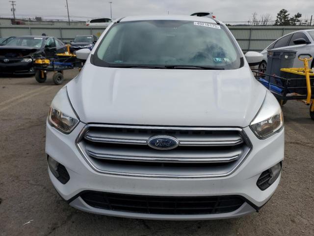 Photo 5 from auction – 2017 FORD ESCAPE SE with VIN 1FMCU9GD2HUA08499