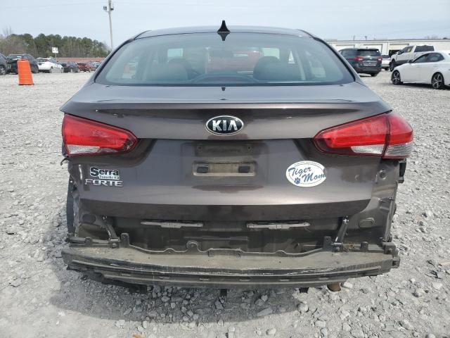 Photo 6 from auction – 2017 KIA FORTE LX with VIN 3KPFK4A75HE077828
