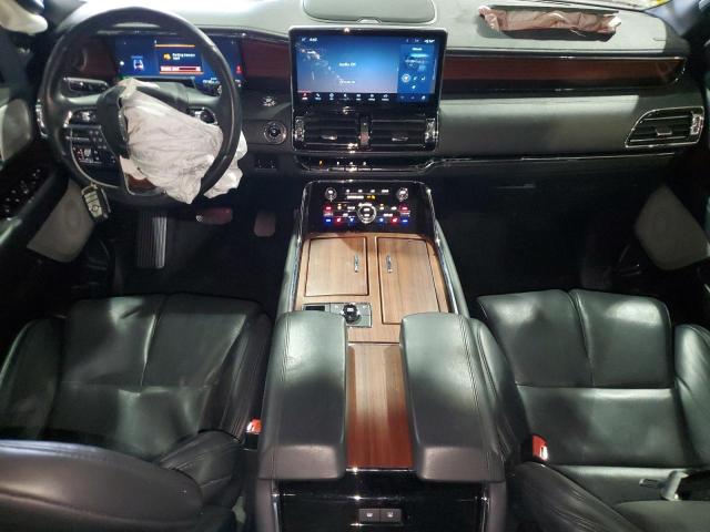 Photo 8 from auction – 2023 LINCOLN NAVIGATOR with VIN 5LMJJ2LG2PEL03499
