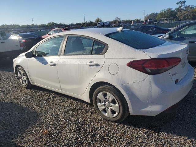 Photo 2 from auction – 2017 KIA FORTE LX with VIN 3KPFK4A75HE034929