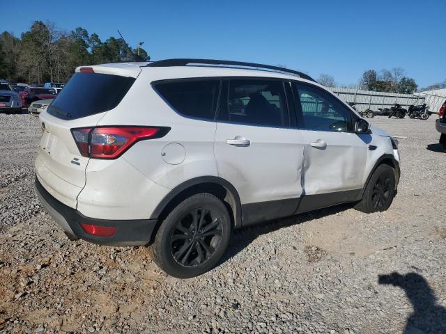 Photo 3 from auction – 2018 FORD ESCAPE SE with VIN 1FMCU9GD6JUD12635