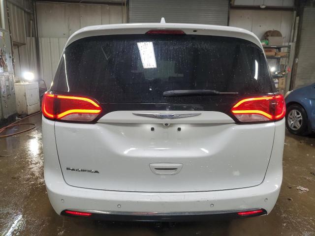 Photo 6 from auction – 2017 CHRYSLER PACIFICA T with VIN 2C4RC1BG3HR820833