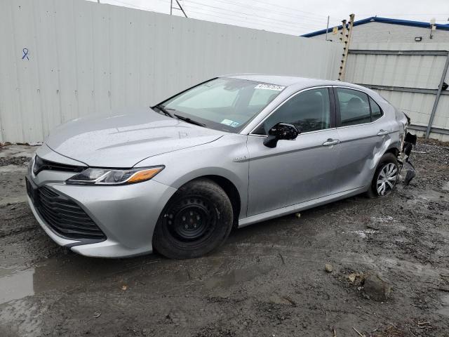 TOYOTA CAMRY LE 2020 with VIN 4T1C31AK7LU533322 - Photo from auction