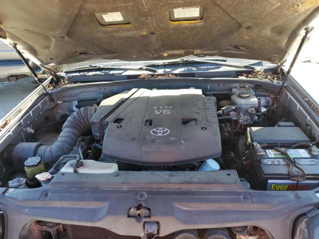Photo 12 from auction – 2004 TOYOTA 4RUNNER SR with VIN JTEZU14R240034937