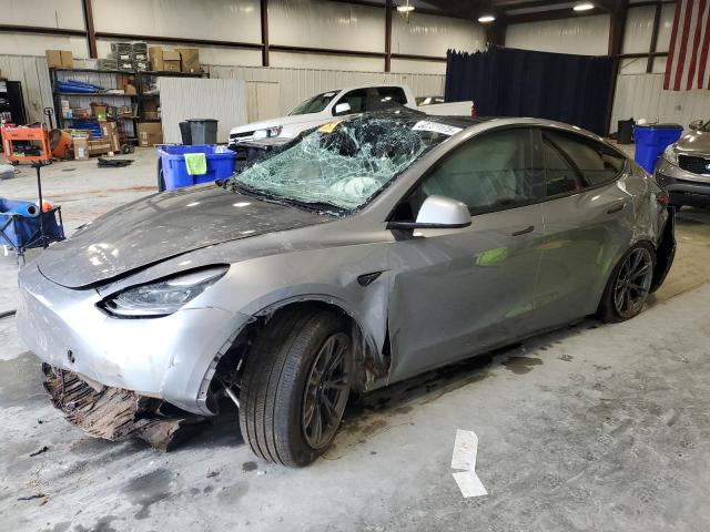 TESLA MODEL Y 2024 with VIN 7SAYGDEEXRA327675 - Photo from auction