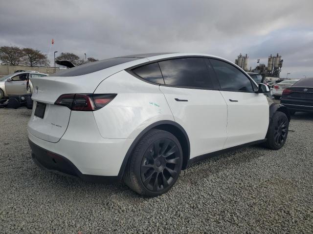 Снимка 3 от търг – 2024 TESLA MODEL Y с VIN 7SAYGDEE5RF079578
