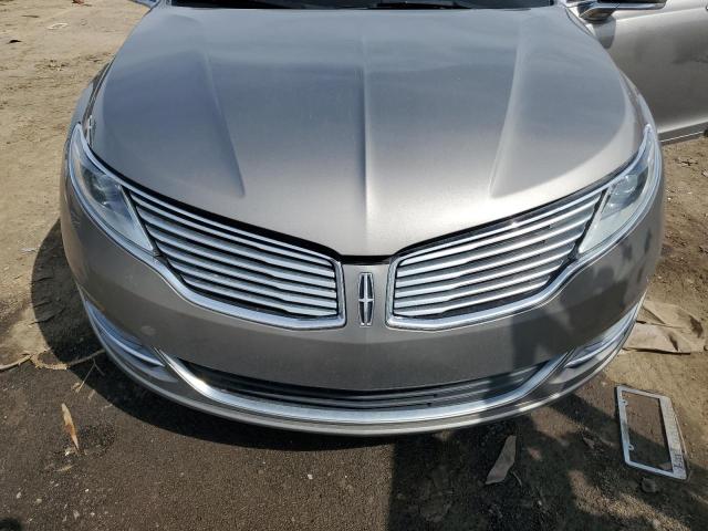 Снимка 11 от търг – 2016 LINCOLN MKZ с VIN 3LN6L2J95GR623386
