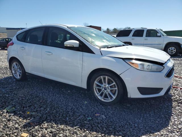 Foto 4 de la subasta – 2015 FORD FOCUS SE con VIN 1FADP3K2XFL294999
