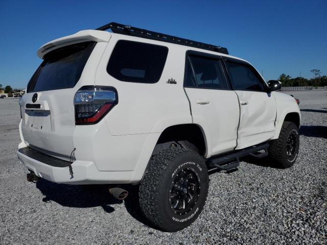 Photo 3 from auction – 2019 TOYOTA 4RUNNER SR with VIN JTEZU5JR7K5196882