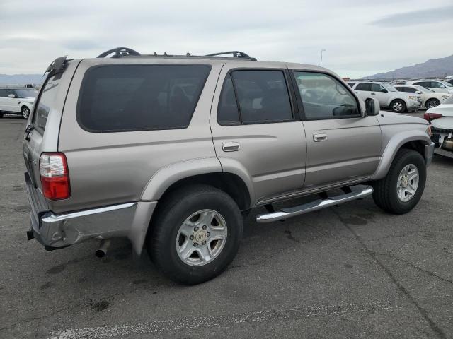 Photo 3 from auction – 2001 TOYOTA 4RUNNER SR with VIN JT3GN86RX10194661
