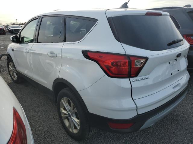 Photo 2 from auction – 2019 FORD ESCAPE SE with VIN 1FMCU9GD2KUA00331