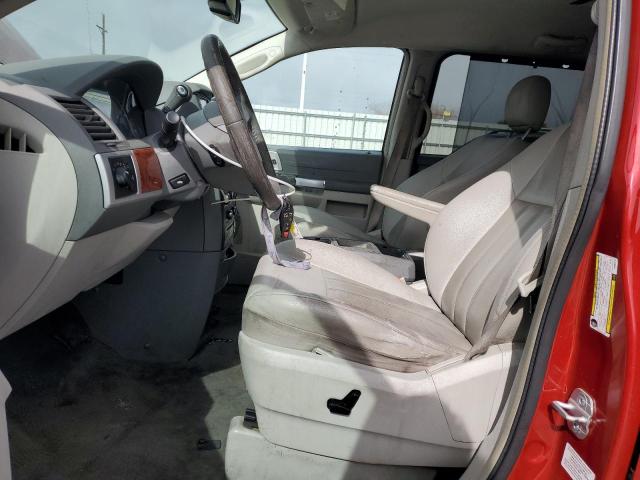 Photo 7 from auction – 2008 CHRYSLER TOWN & COU with VIN 2A8HR54P48R660212