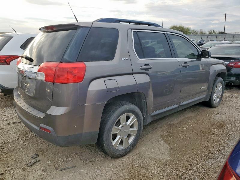 Photo 3 from auction – 2010 GMC TERRAIN SL with VIN 2CTALDEW0A6239335