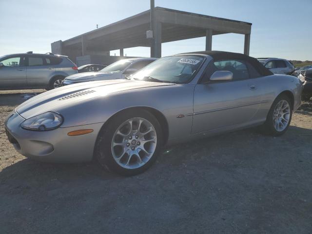 JAGUAR XKR 2000 with VIN SAJJA42B4YPA08228 - Photo from auction