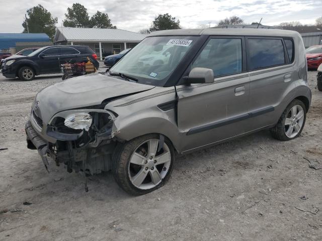 KIA SOUL + 2010 with VIN KNDJT2A21A7119143 - Photo from auction