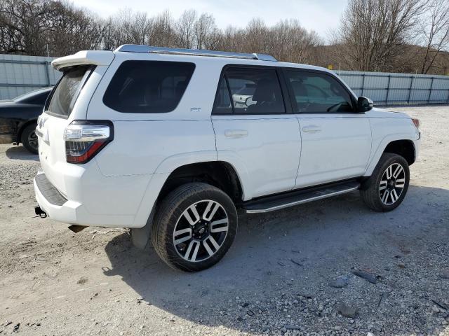 Photo 3 from auction – 2016 TOYOTA 4RUNNER SR with VIN JTEBU5JR6G5342455