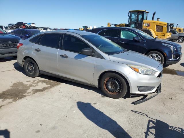 Photo 4 from auction – 2016 FORD FOCUS S with VIN 1FADP3E20GL241645