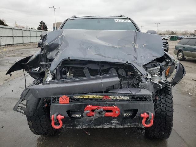 Photo 5 from auction – 2003 TOYOTA 4RUNNER LI with VIN JTEBT17R530018357