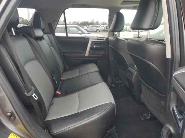 Photo 11 from auction – 2015 TOYOTA 4RUNNER SR with VIN JTEBU5JR9F5273470