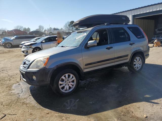 HONDA CR-V EX 2005 with VIN JHLRD77875C017032 - Photo from auction