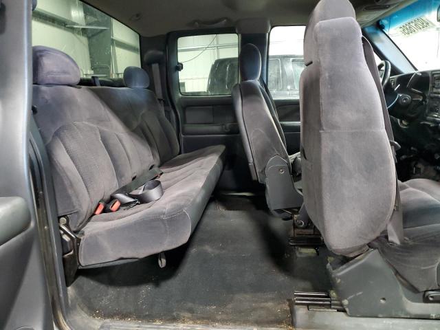 Photo 10 from auction – 2002 CHEVROLET 1500 with VIN 2GCEK19T721147183