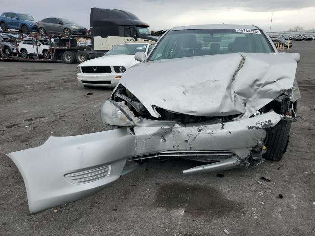 Photo 5 from auction – 2005 TOYOTA CAMRY LE with VIN 4T1BE32K25U579353