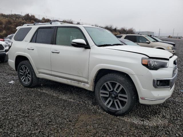 Photo 4 from auction – 2016 TOYOTA 4RUNNER SR with VIN JTEBU5JR4G5333415