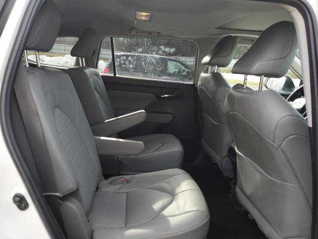 Снимка 11 от търг – 2023 TOYOTA HIGHLANDER с VIN 5TDKDRBH1PS014064