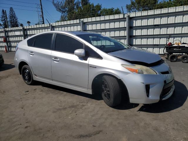 Photo 4 from auction – 2013 TOYOTA PRIUS with VIN JTDKN3DU3D5559012