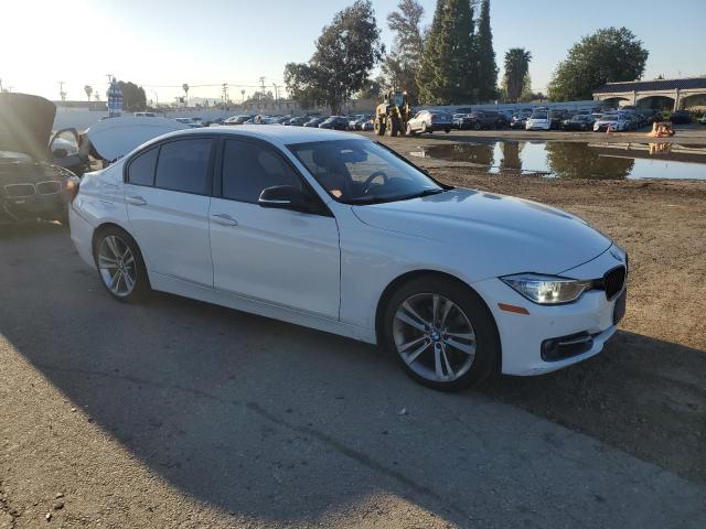 Снимка 4 от търг – 2015 BMW 328 I с VIN WBA3A5C5XFF610652