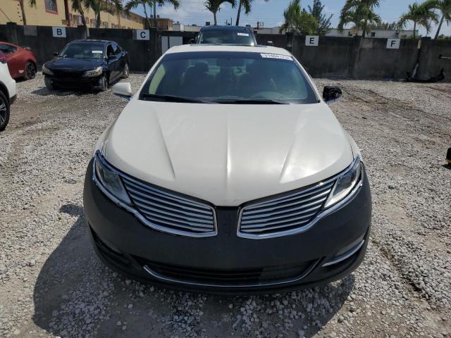 Снимка 5 от търг – 2013 LINCOLN MKZ с VIN 3LN6L2J95DR816455