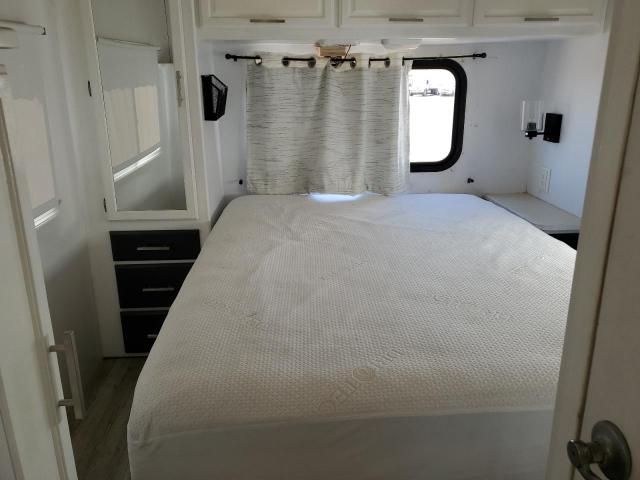 Снимка 9 от търг – 2004 FORD ECONOLINE с VIN 1FDXE45S04HA12623