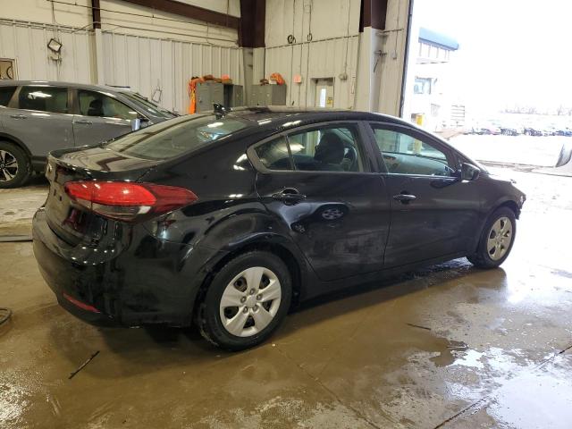Photo 3 from auction – 2017 KIA FORTE LX with VIN 3KPFK4A75HE082091