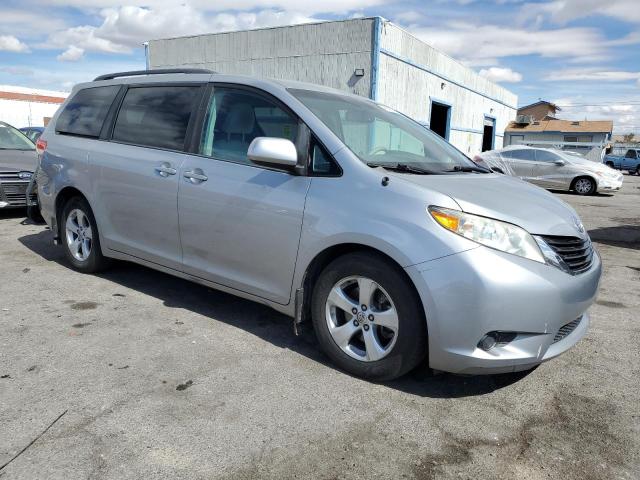 Photo 4 from auction – 2013 TOYOTA SIENNA LE with VIN 5TDKK3DC0DS291532
