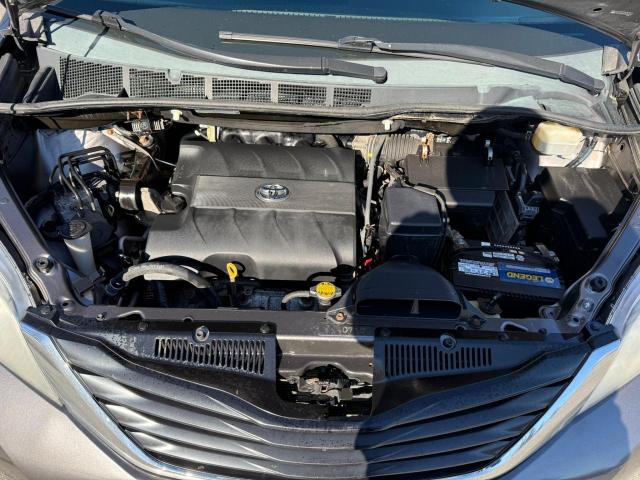 Photo 7 from auction – 2014 TOYOTA SIENNA LE with VIN 5TDJK3DC4ES074014