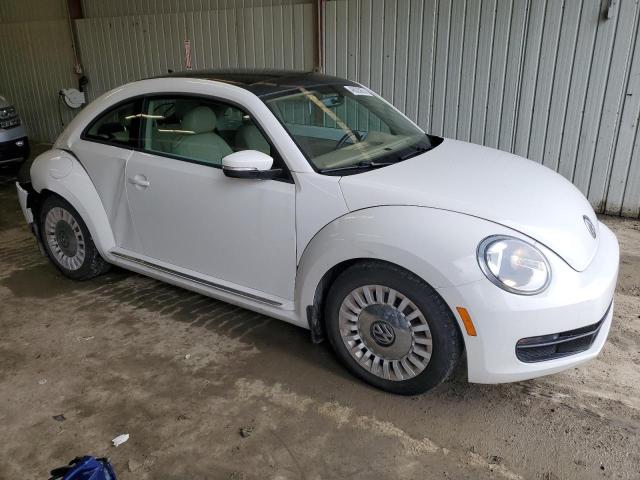 Photo 4 from auction – 2014 VOLKSWAGEN BEETLE with VIN 3VWJP7AT1EM612064