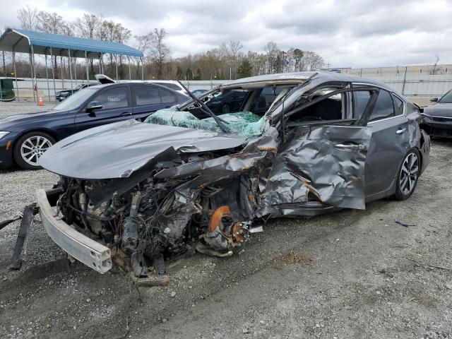 NISSAN ALTIMA 3.5 2017 with VIN 1N4BL3AP1HC158201 - Photo from auction