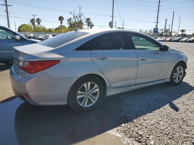 Photo 3 from auction – 2014 HYUNDAI SONATA GLS with VIN 5NPEB4AC4EH905903