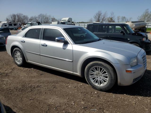 Photo 4 from auction – 2010 CHRYSLER 300 TOURIN with VIN 2C3CA5CV5AH305414