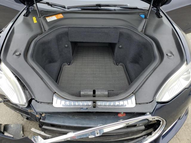 Photo 11 from auction – 2013 TESLA MODEL S with VIN 5YJSA1DG2DFP04694