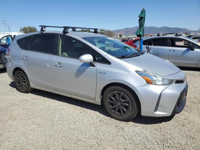 Photo 4 from auction – 2016 TOYOTA PRIUS V with VIN JTDZN3EU2GJ043457