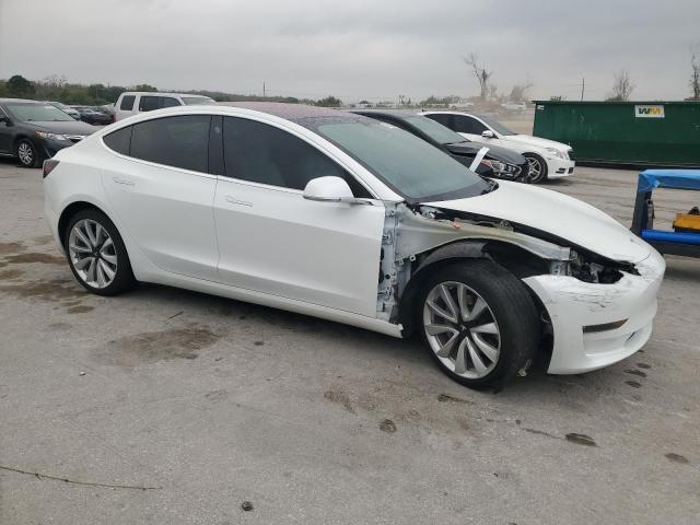 Снимка 4 от търг – 2018 TESLA MODEL 3 с VIN 5YJ3E1EA6JF169464
