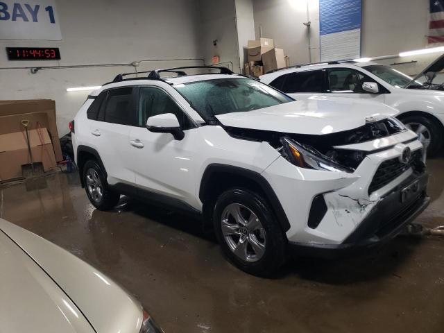 Photo 4 from auction – 2023 TOYOTA RAV4 XLE with VIN 2T3P1RFV5PC364957