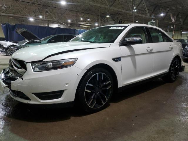 FORD TAURUS LIM 2015 مع رقم تعريف المركبة 1FAHP2J83FG123859 - صورة من المزاد