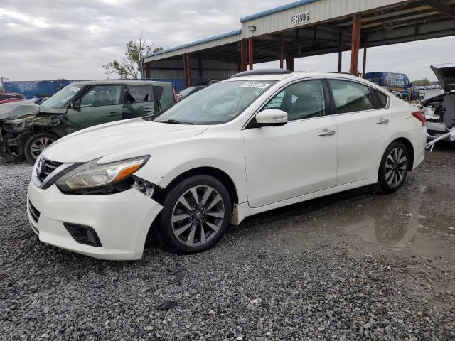 NISSAN ALTIMA 2.5 2017 with VIN 1N4AL3AP1HC276325 - Photo from auction